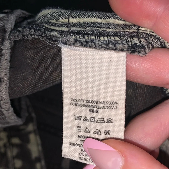 Free People Shibori Cutoff Jean Shorts - Picture 6 of 9